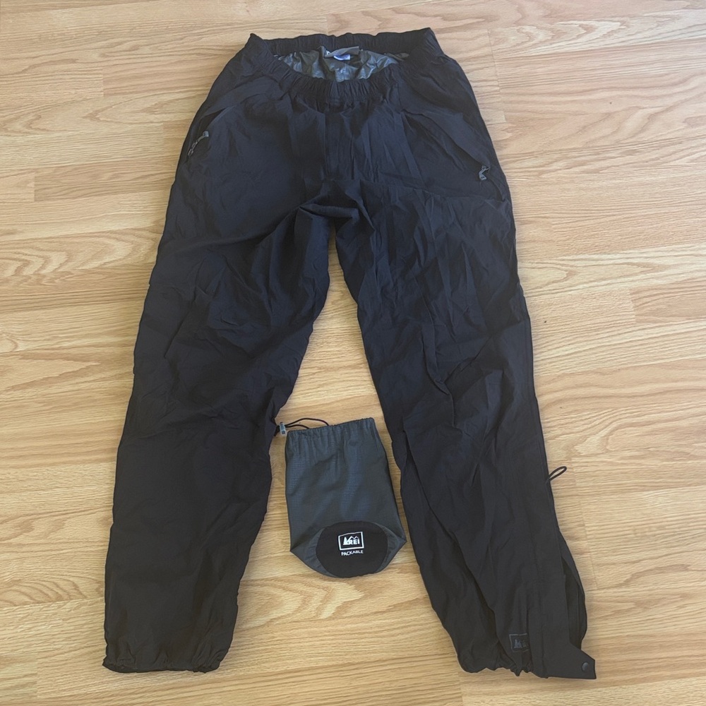 REI packable rain pants